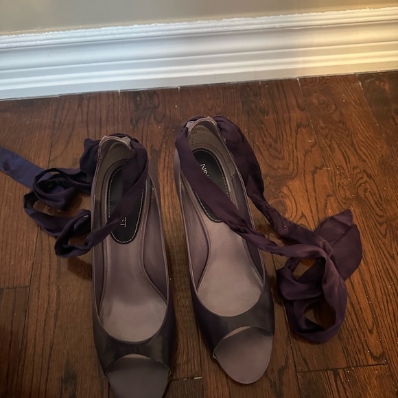 Nine West lace up wedge heel 3.5 inch heel - Picture 1 of 6